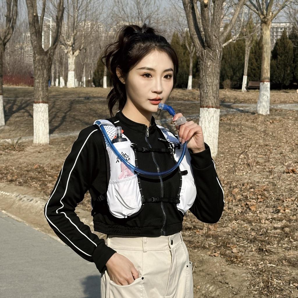 TRIWONDER Running 10L Large Trail Running Hydration Reflective with Lifesaving for Hakone and Bicycles Includes Water One Backpack, Capacity, Bag,