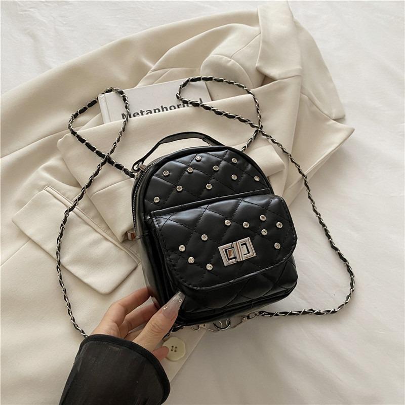 Рюкзак с бриллиантами женский новый модный универсальный на цепочке, маленький школьный рюкзак высокой ценности чёрный