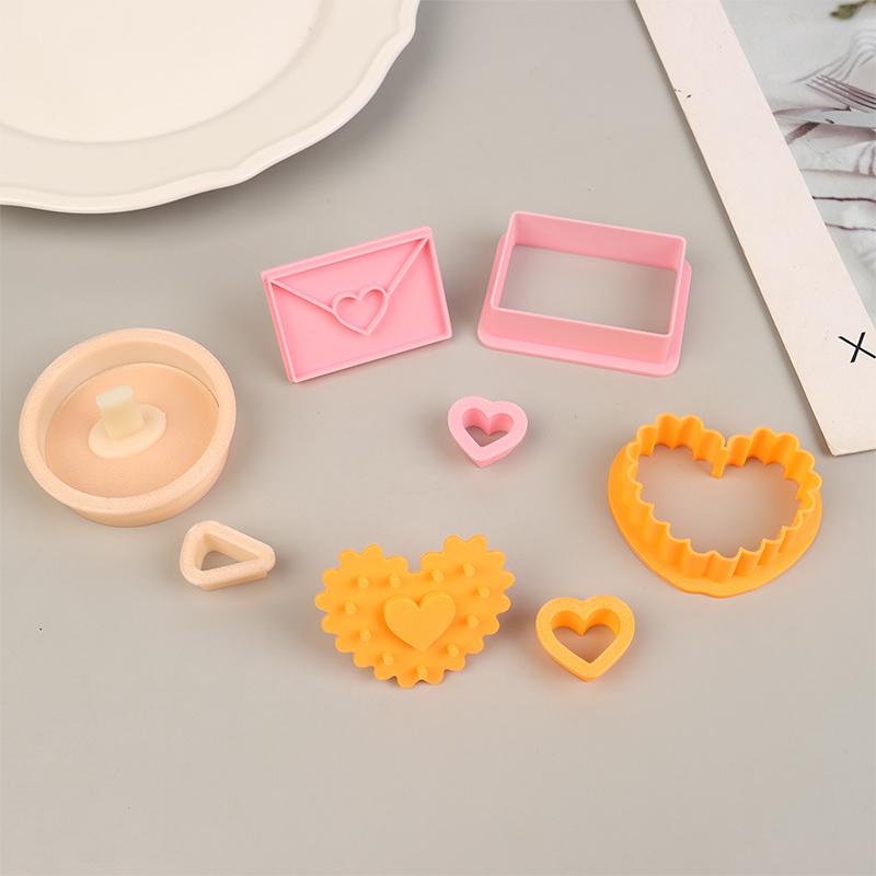 Envelope With Love Heart Shaped Cookie Cutters Stamps Flower Petal Pattern Biscuit Embosser Mould Fondant Baking Decorating Tool