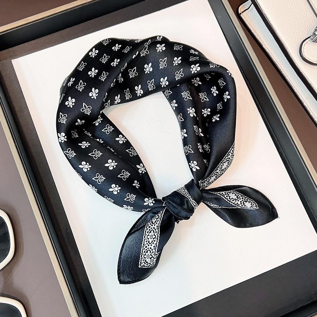 New 100% Natural Real Silk Scarf Fashion Lady Foulard Female Bandana Scarves 2025 Women Hijab Shawl Wraps Square Neckerchief