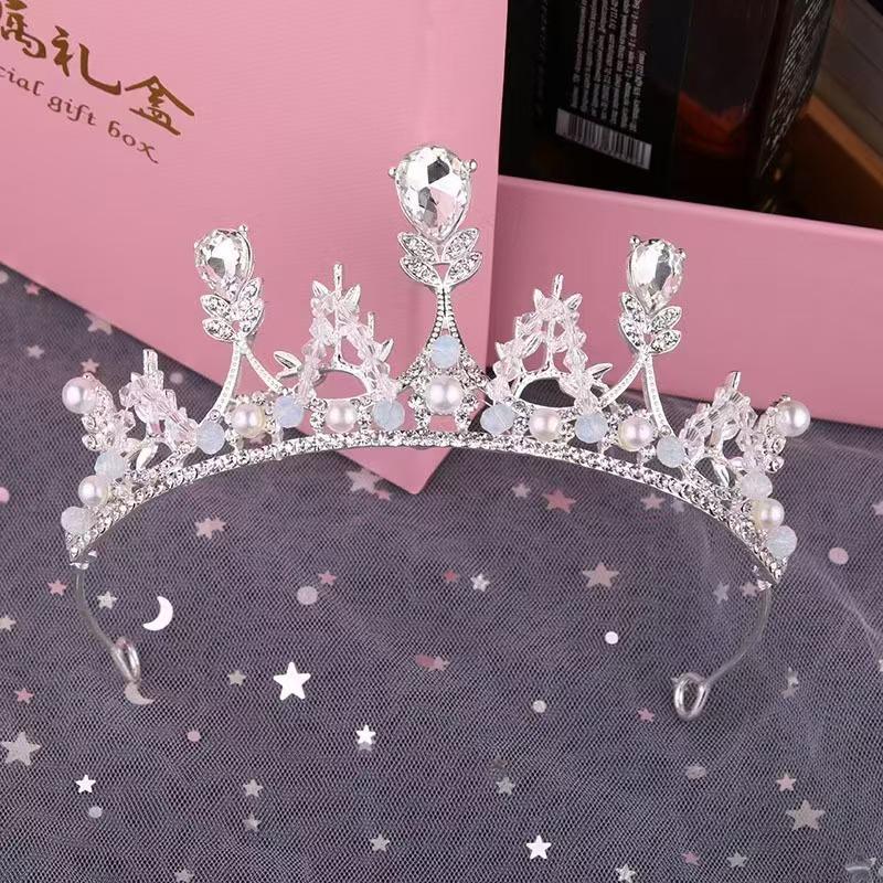 Sparkling Crystal Princess Crown: Beaded Headdress for Kids' Birthday, Party, or Wedding