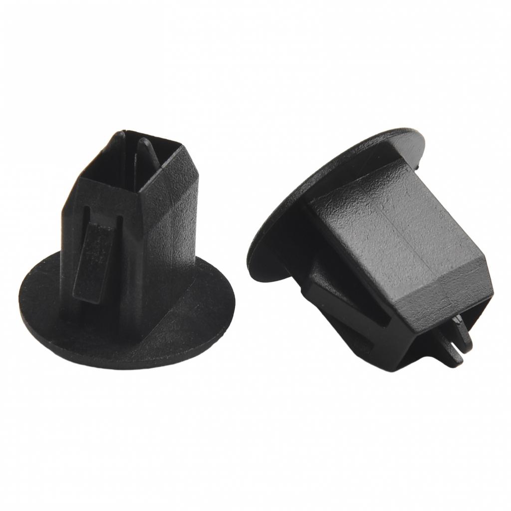 For Volvo S40/S60/S80 Car Fasteners Trim Clips 2x2cm/0.7x0.7inch