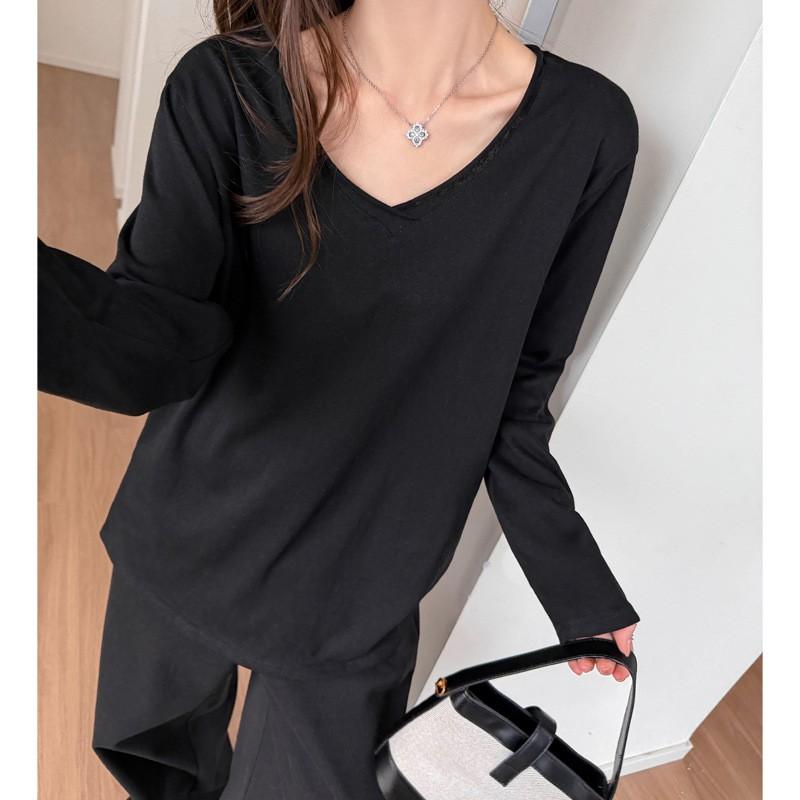 Oversized V-Neck Long Sleeve T-Shirt Women Soft Cotton Blend Loose Fit Casual Top Korean Style Layering Base