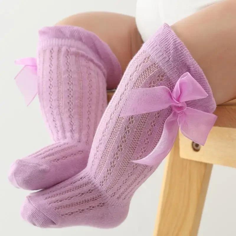 

1 пара однотонных детских носков с бантиками, хлопковые носки для девочек, детские носки с бантиками для малышей, детские носки с ажурными вставками для детей 0-2 лет S фиолетовый