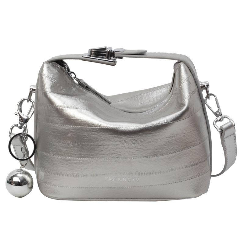 

New Trendy Versatile Handbag Fashionable Shoulder Messenger Bag Commuter Women s Bag серебряный