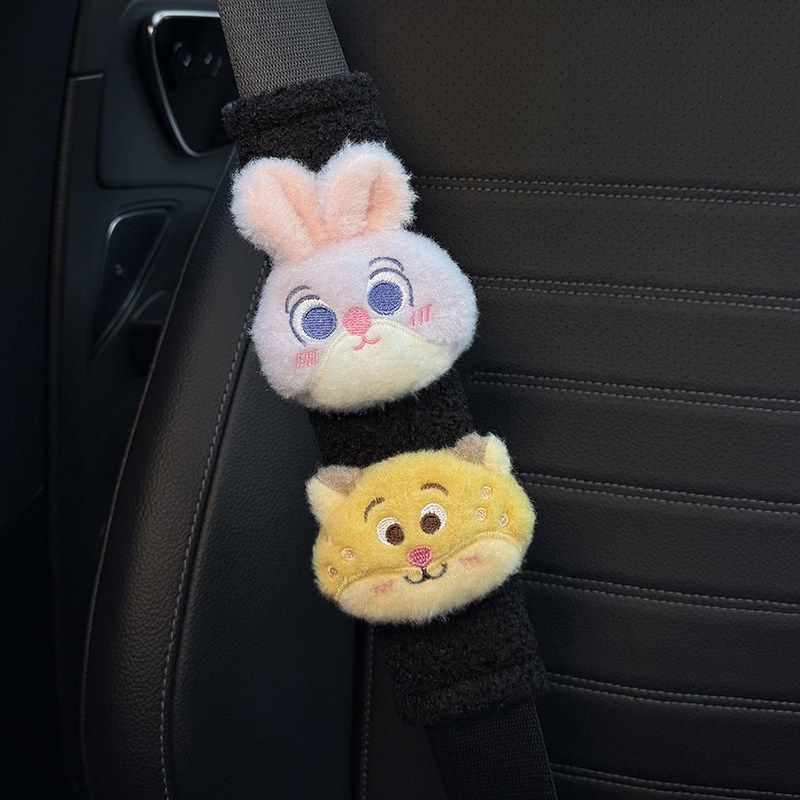 Zootopia Car Seatbelt Shoulder Pads, Car Seatbelt Decoration, Winter Anti-Wear Clothing, a Pair for Couples