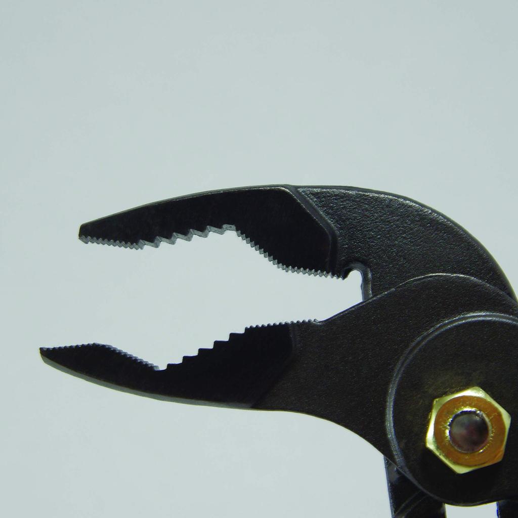 Fujiya Ultra Lightweight Water Pump Pliers Black and Gold 130-200-BG