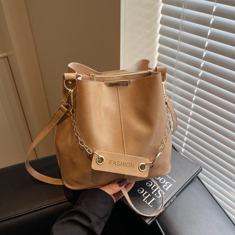 Vintage Maillard Premium Niche Design Tote Bag Women's Versatile Commuter Large Capacity Personalized Messenger Bag