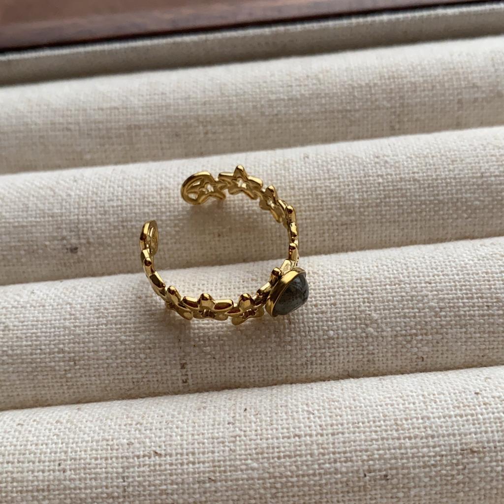 Gem series ring retro European and American light luxury gemstone niche design open oval personalized ring finger ring