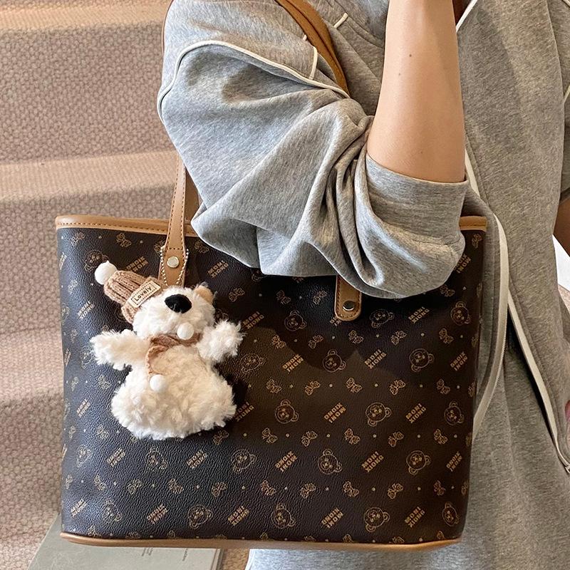 Korean casual fashion large-capacity bag women's 2025 summer new simple and fashionable high-value portable tote bag