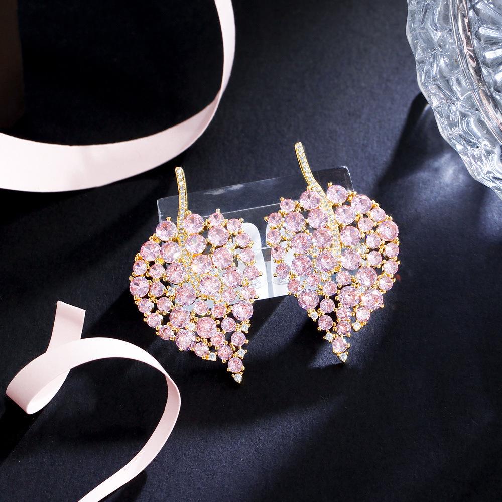 Celebrity Atmospheric Skinny Pink Hollow Leaf Earrings Needle Gold Zircon Earrings