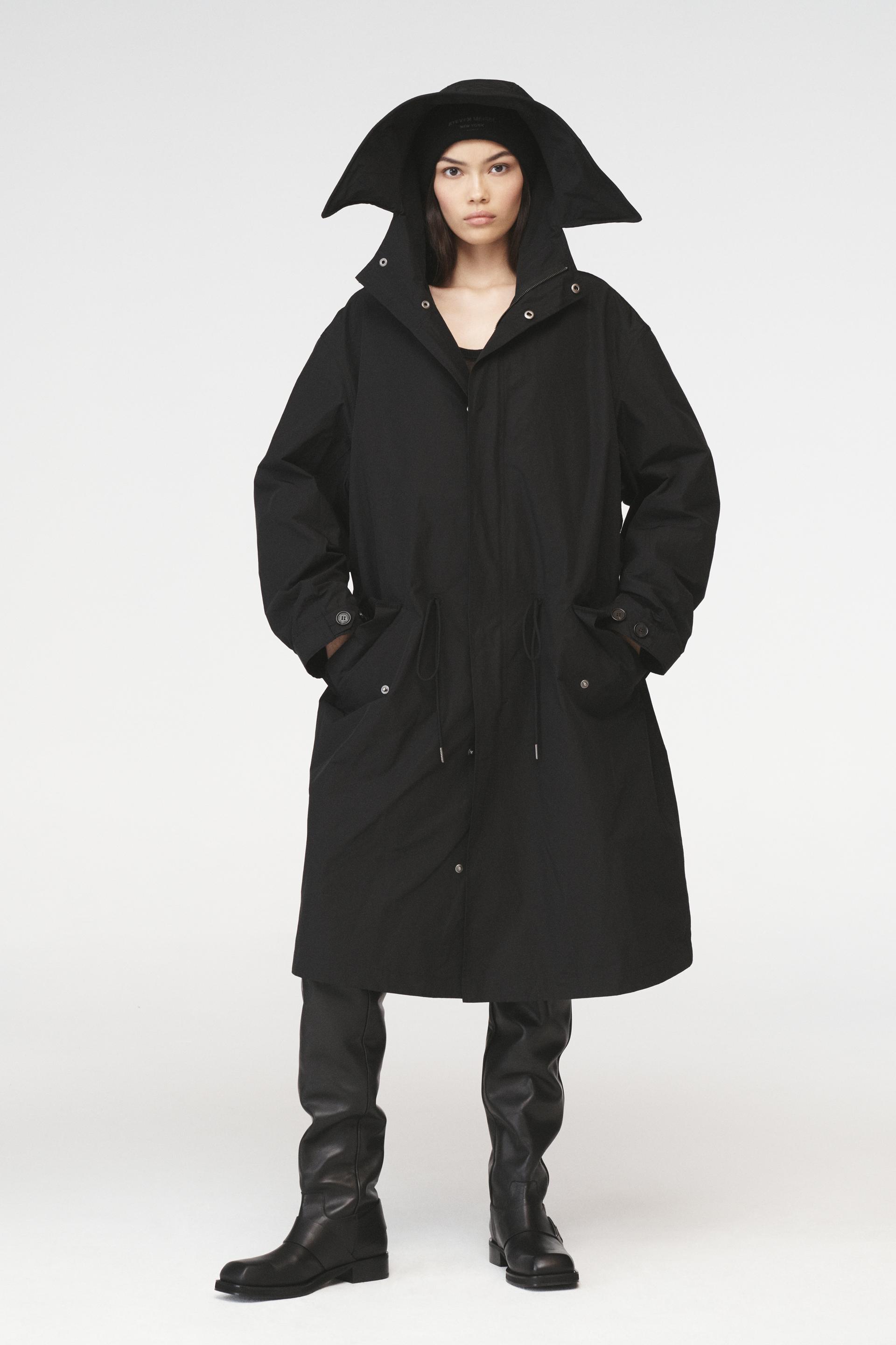 

STEVEN MEISEL MESH TECHNICAL PARKA