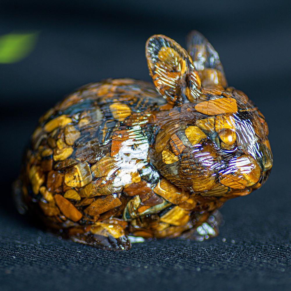 Natural Crystal Resin Bunny Figurine For Home Decor And Gift Giving