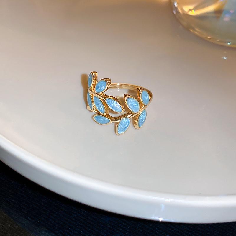 Enamel Decorative Ring, a Unique Ring with a Niche Design Sense for Women, Light Luxury, Exquisite and High-end Dripping Oil Jewelry.
