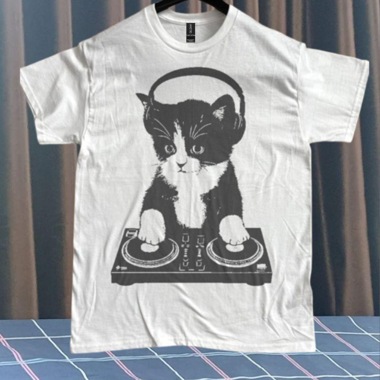 DJ Cat Retro Funny Graphic Unisex Tee S-5XL XL