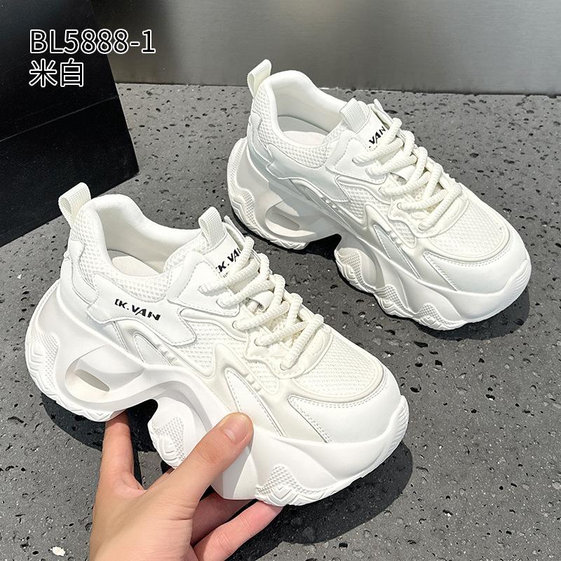 Leder-Plateau-Dad-Schuhe Frühherbst Neu Ultra-Leichte Laufschuhe Atmungsaktive Kleine Sneaker