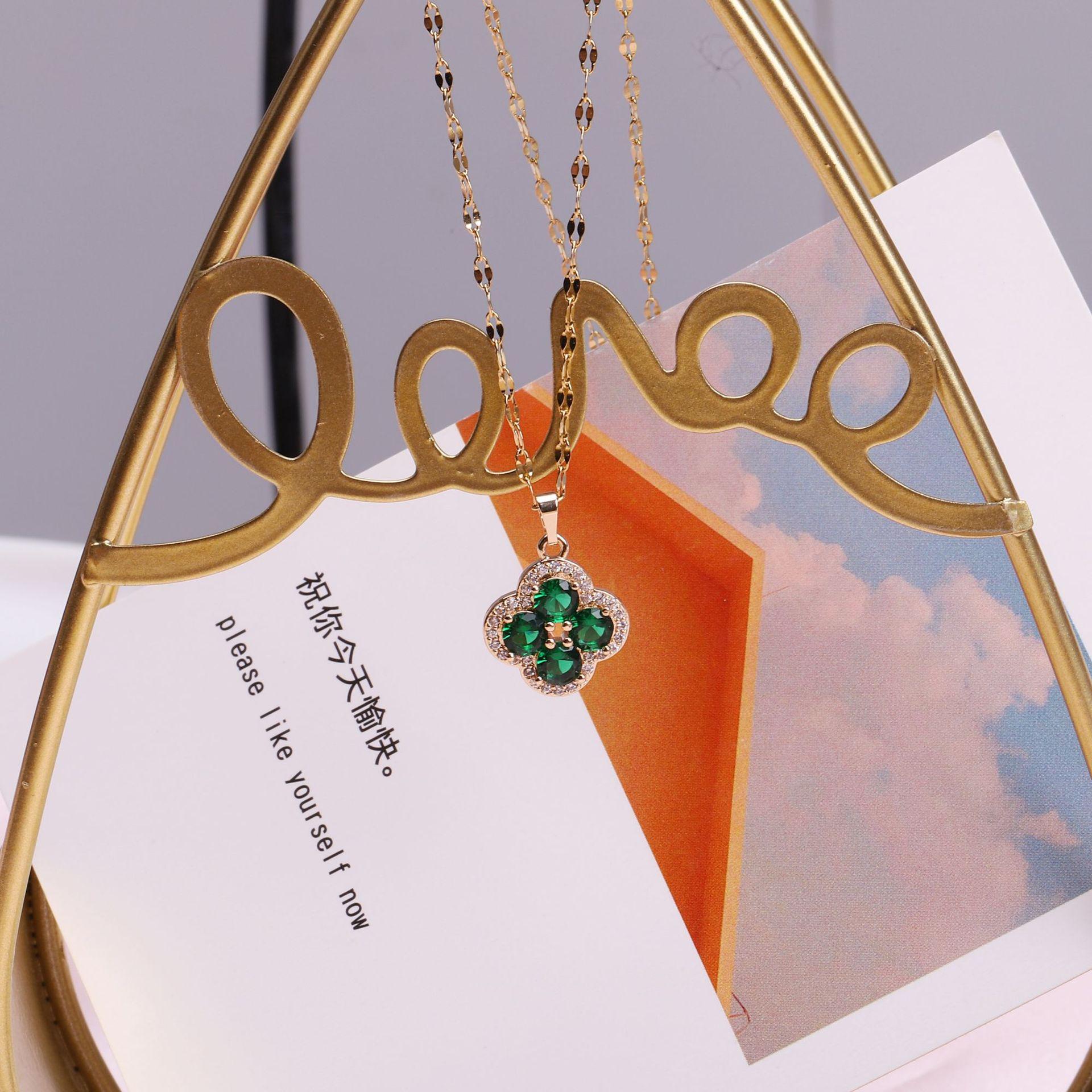 18k Gold Four-Leaf Clover Necklace with Zircon Collarbone Chain for Women, Light Luxury, Emerald Colorfast Jewelry. Lucky Necklace изумрудный
