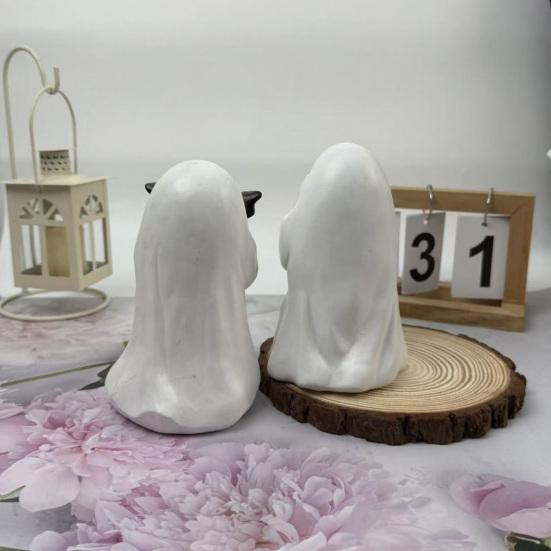 Spooky Ornament, Bat Pumpkin Ghost Model Halloween Decoration, Resin Ghost Figurine for Home Desktop Garden Holiday Decor