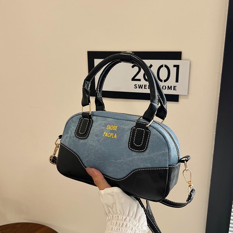 Retro casual shell bag women's 2025 autumn and winter new fashion trendy shoulder oblique span bag to work commuter armpit bag