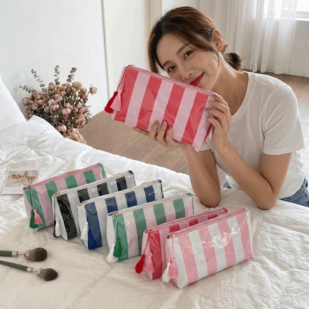 Waterproof Striped Cosmetic Bag Large Capacity Beach Storage Bag Fashion PVC Toiletry Bag  Friends