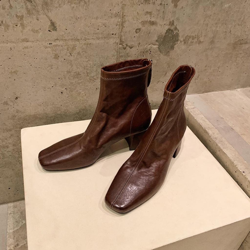 Winter neue gewaschene Pferdeleder Muster dünne Stiefel Retro kurze Damen Lederstiefel Reißverschluss hinten eckige Stiefel Damen vielseitig