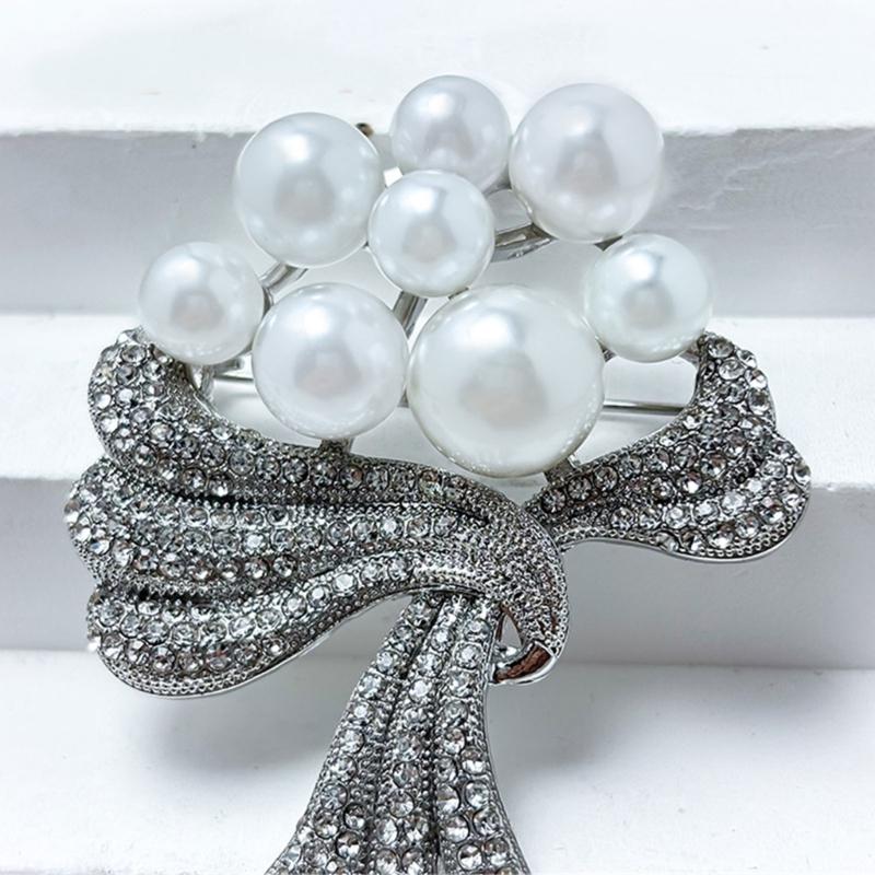 A52E Delicate Alloy Pin Adorned Pearls Versatile Wardrobe Addition