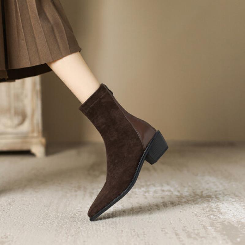 Autumn and winter pointed middle heel medium boots women's suede large size women's boots square heel comfortable Korean version of the new solid