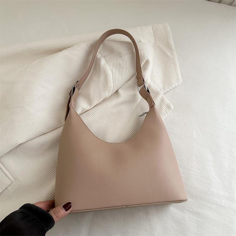 Bag Women's 2025 New Summer Popular Korean Ins Shoulder Bag Niche Design Texture Versatile Armpit Bag This Year