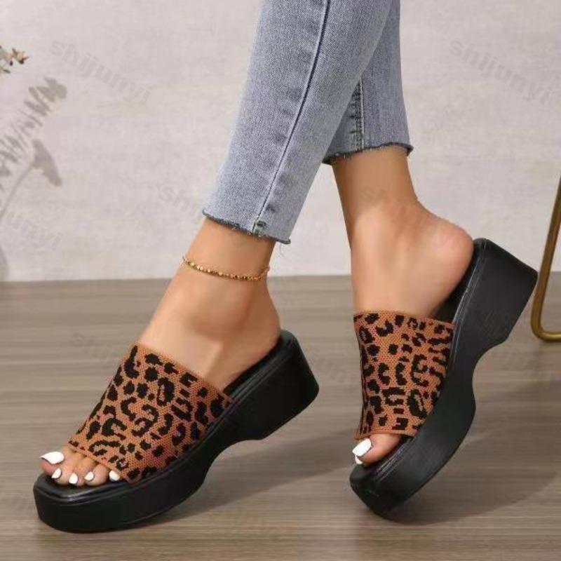 Fashion Leopard Print Women's Shoes Wedge Slippers Square Toe 2025 Summer New Fashion Platform Outdoor Beach Slippers Sandalias De Mujer