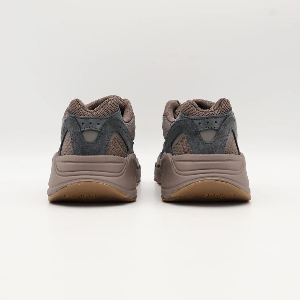 GZ0724 Adidas Yeezy Boost 700 V2 Mauve Brown Charcoal Grey Gum Beige Suede Mesh