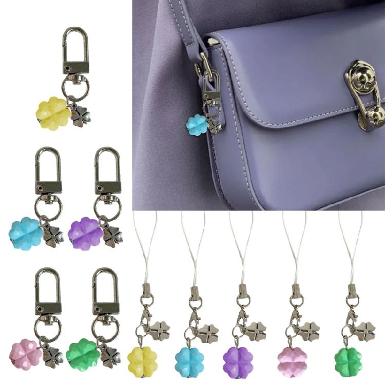 Trendy Clovers Pendant Green Resin Keychain For Phone Bag Luck Symbol Accessory Trendy Clovers Pendant Decors