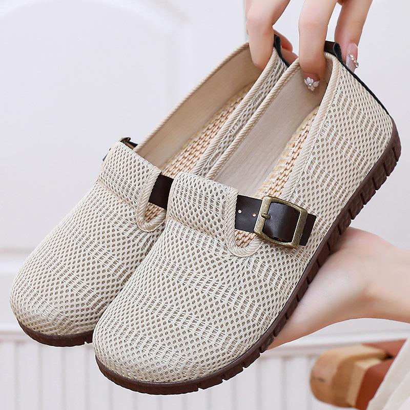 Old Beijing Cloth Shoes Women's Summer New Fly-woven Breathable One-pedal Women's Shoes Soft Soles Not Tired Mother Shoes