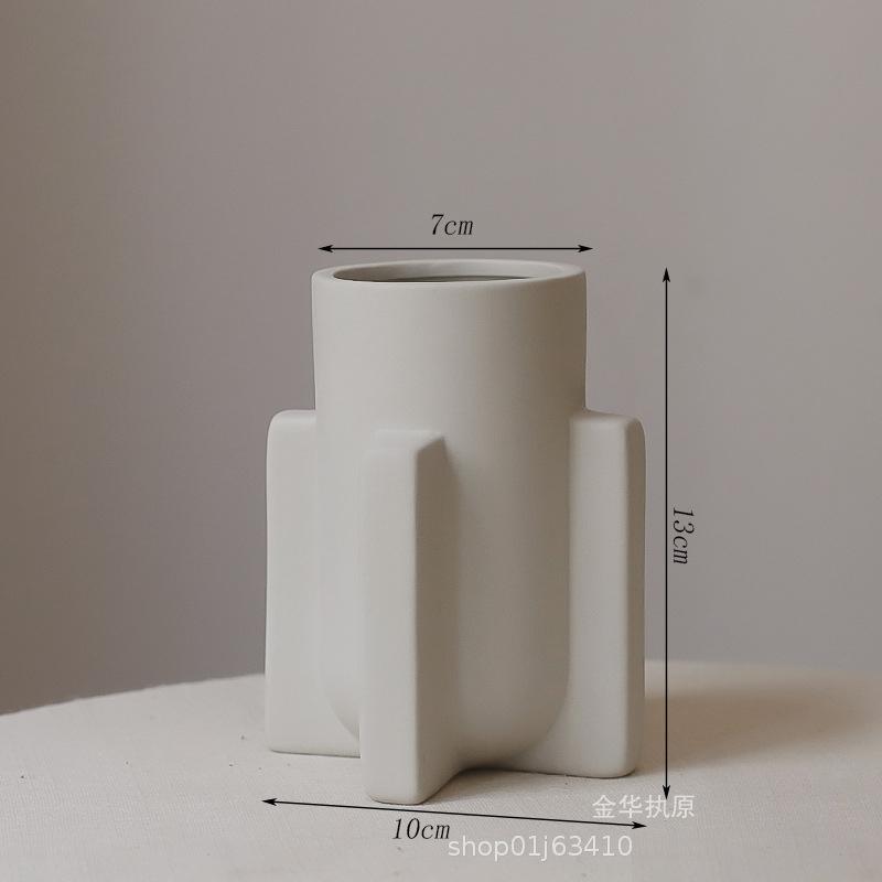 

Простая керамическая ваза Embryo для рабочего стола, вазы для керамики, в скандинавском стиле, образцы комнат, домашний мягкий декор, орнамент