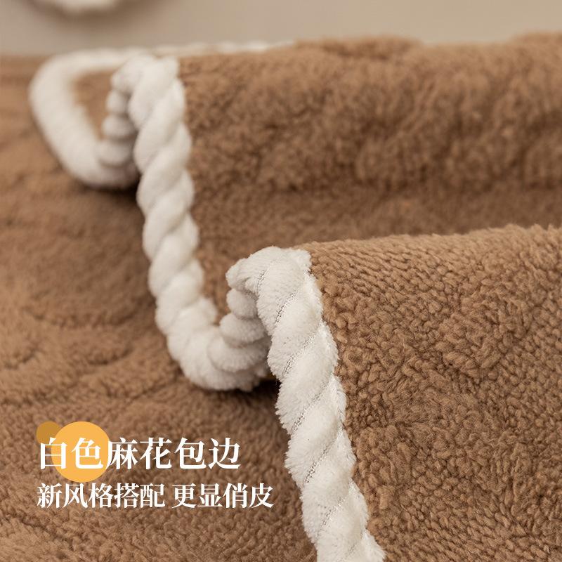 Factory Direct Sales Winter Plush Sofa Cushion New Design Modern Simple Non-Slip Seat Cushion Sofa Cover Towel Can Be Retail