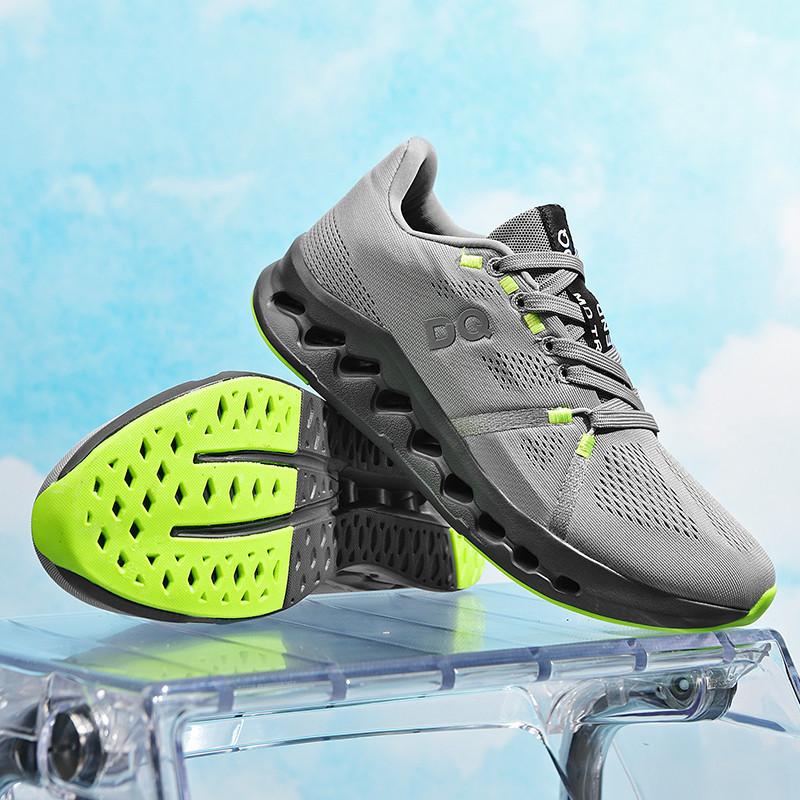 New outdoor youth running shoes men's Hong Kong style casual shoes sports shoes