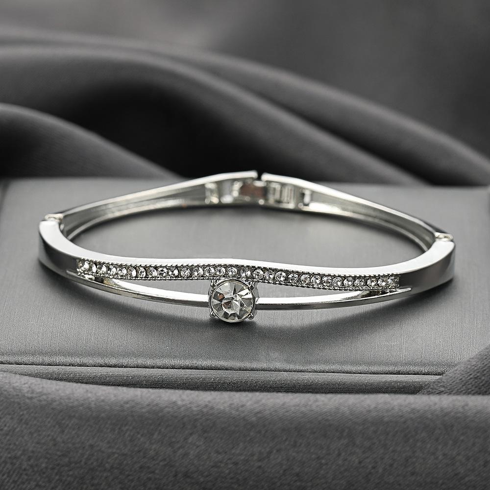 Zircon bracelet women s light luxury niche exquisite broken diamond zircon diamond bracelet versatile bracelet jewelry