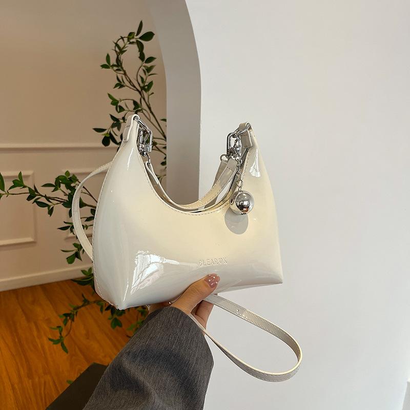 Underarm bag women's fashion new niche design shoulder messenger bag high-end dumpling bag