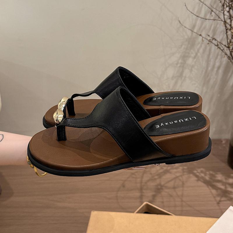 New Summer Metal Clip Toe Women's Slippers Fashion Ladies Outdoor Dress Slide Sandals