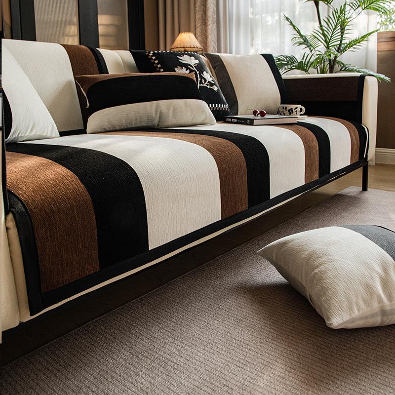 New High-End Sofa Cushion, Universal In All Seasons, Medium And Ancient Style, Straight Row Seat Cushion, Non-Slip Sofa Cover Cover Cloth
