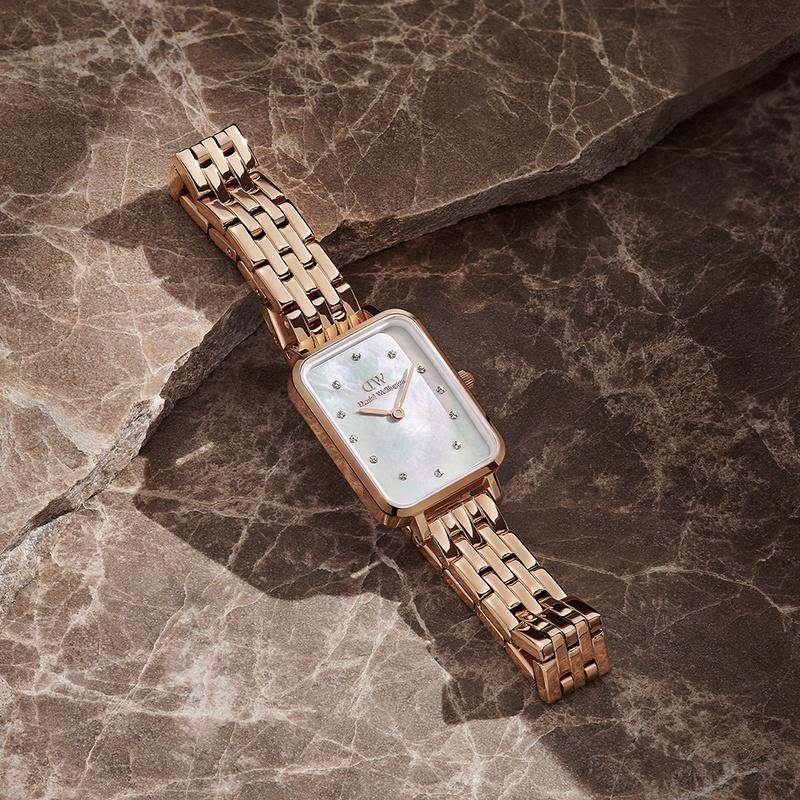 DANIEL WELLINGTON European and American Watches QUADRO Series Watch Quartz Movement White Dial Women's Watch Glacier White Star Bracelet DW00100620