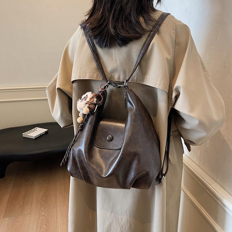 Autumn and Winter Versatile Soft Leather Commuter Bag Large Capacity Messenger Shoulder Bag Retro Texture Backpack Plush Pendant Women's Bag