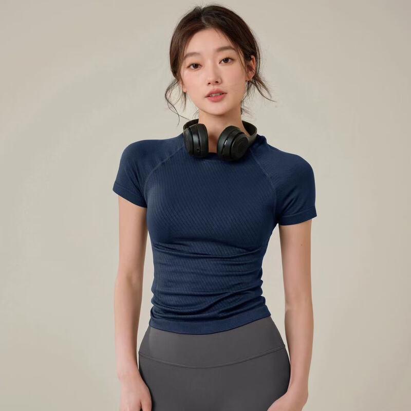 Women s Breathable Running & Yoga T-Shirt S