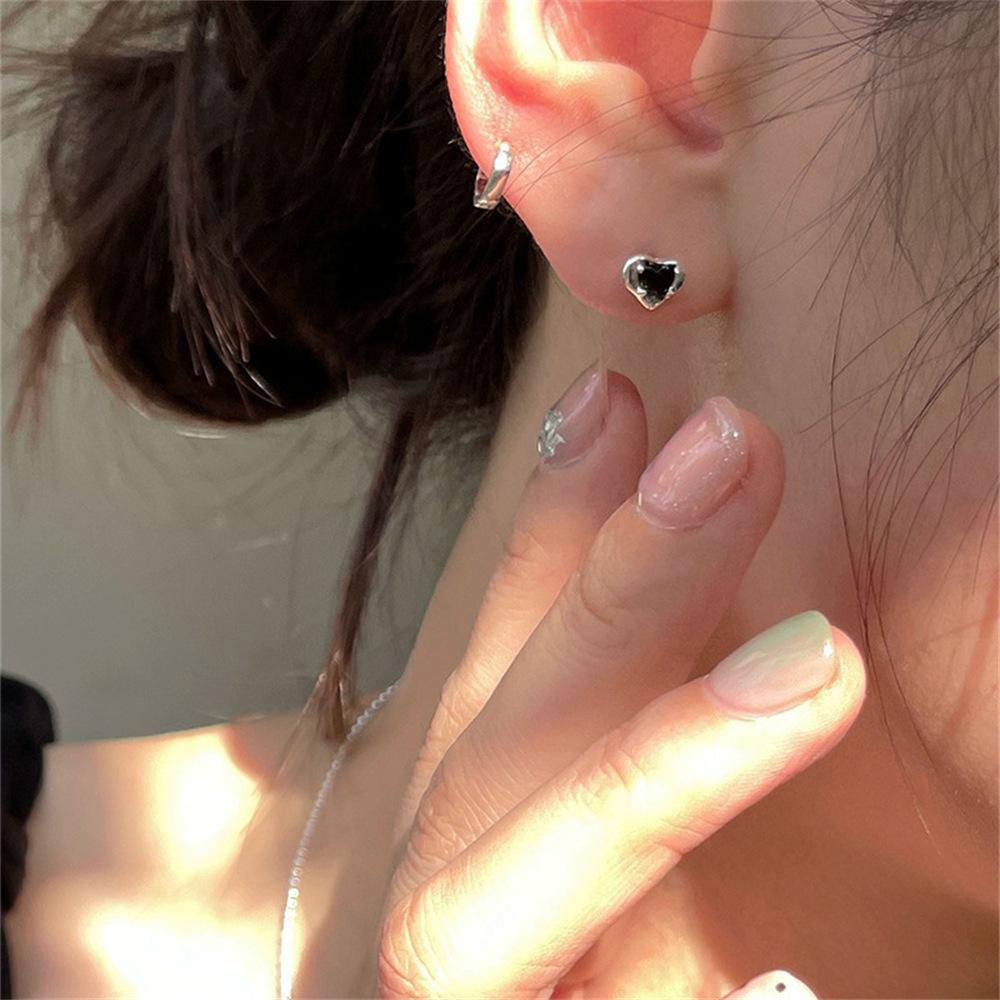 Color Zircon Stud Earrings Women's Love Bone Stud Design Sweet Cool Cochlear Stud Earrings Earrings