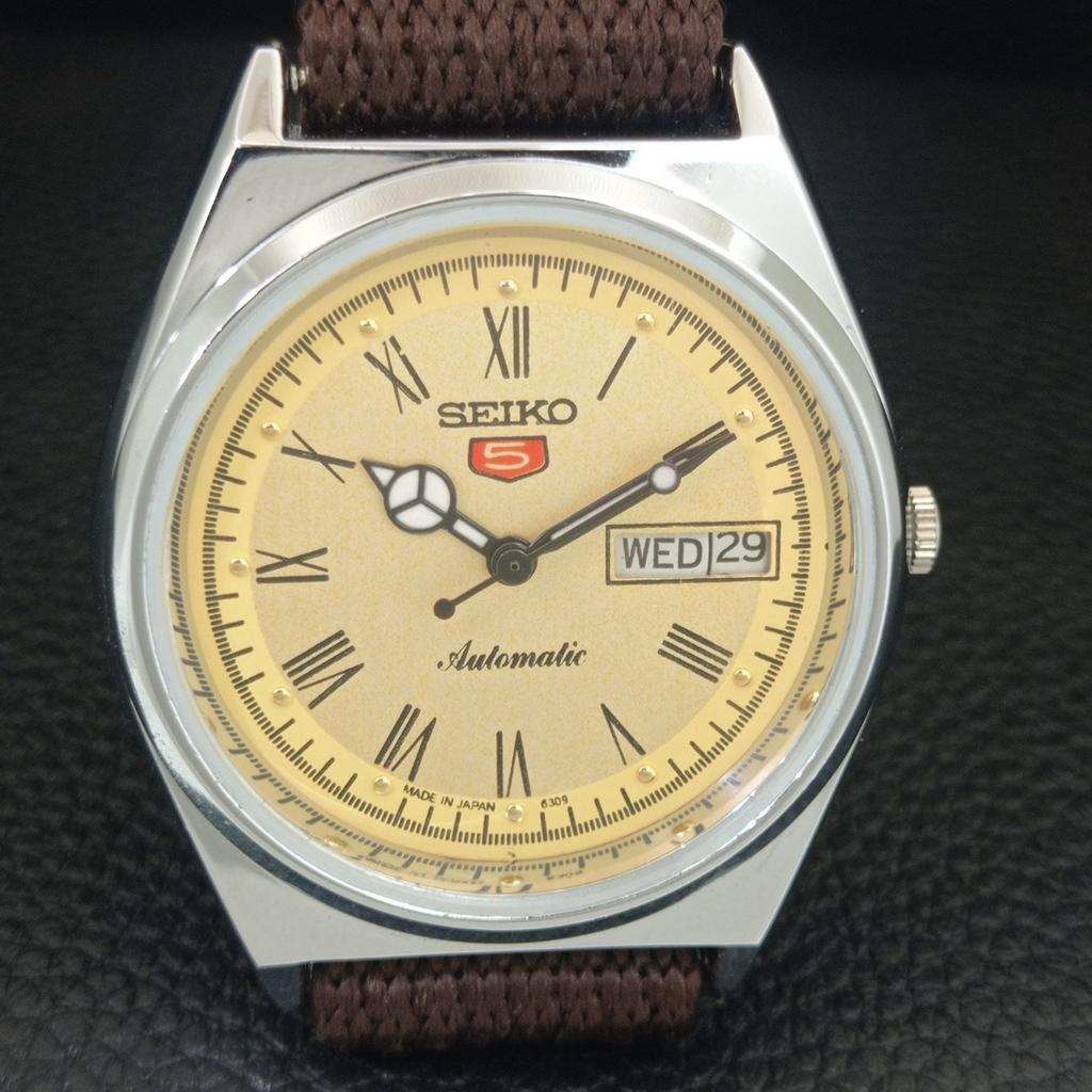 VINTAGE REFURBISHED SEIKO 5 AUTOMATIC JAPAN MENS ROMAN FIGURE WATCH a442631-1