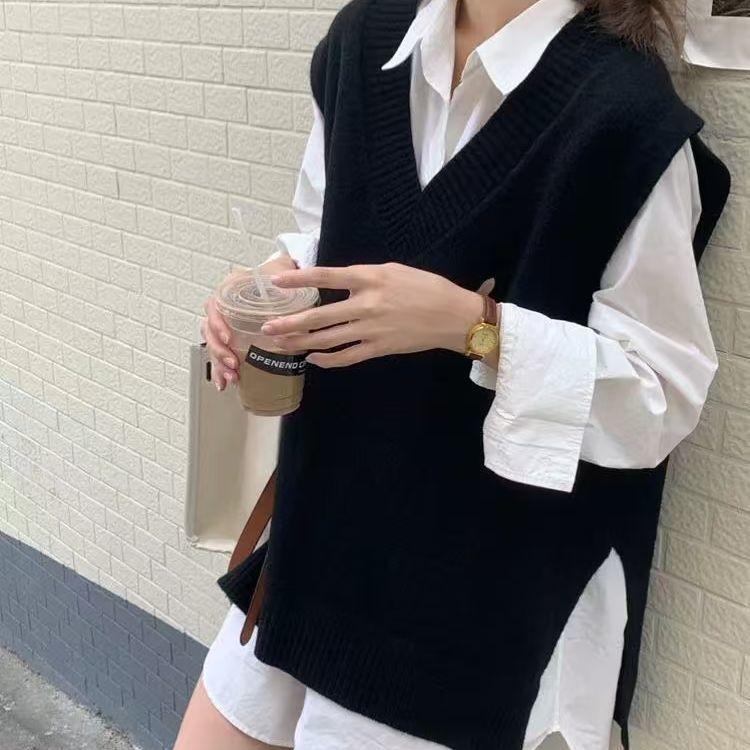 

Korean Lazy College Style Grey V Neck Knit Vest Women Autumn Winter Layering Outerwear Sweater Vest One Size