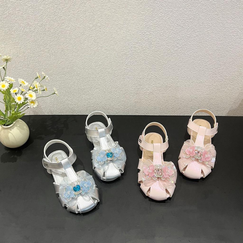 Girls' Princess Shoes New Summer Sparkling Rhinestone Princess Shoes Non-slip Sweet Wind Soft Sole Beach Classmates
