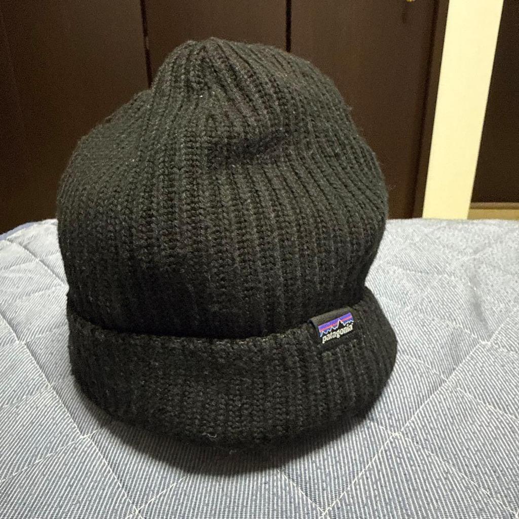 Used patagonia hat beanie