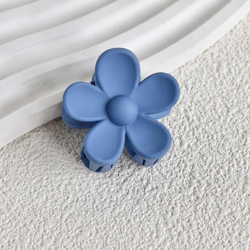

2pcs Women s Fashionable Hair Clips Cute Mini Flower Shaped Frosted Hair Claw Clips Girl s Sweet Headwear Styling Accessories