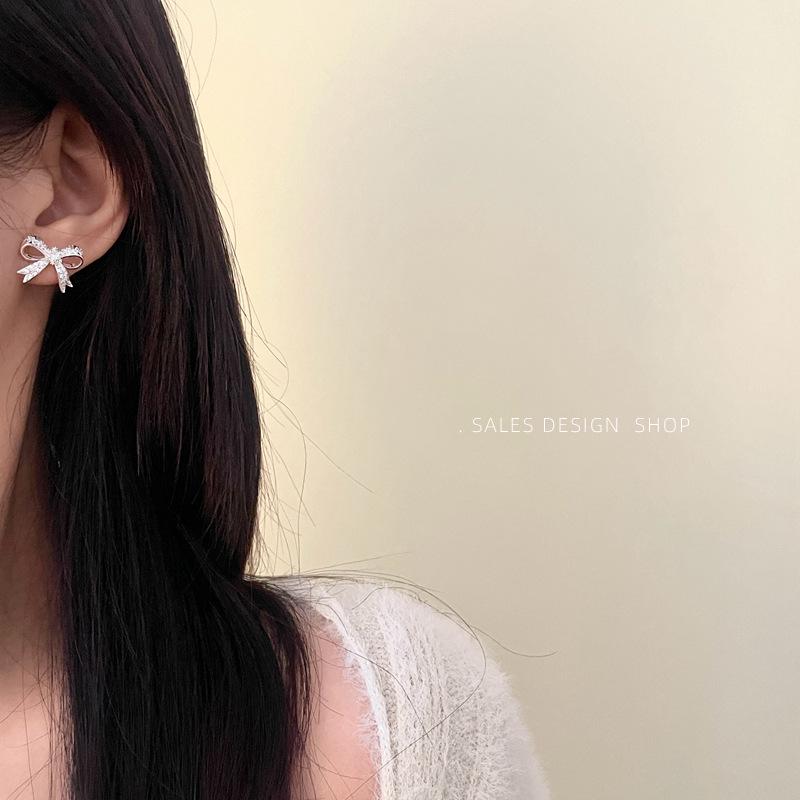 Korean Sweet Zircon Bow Stud Earrings - Elegant, Versatile Fashion Jewelry