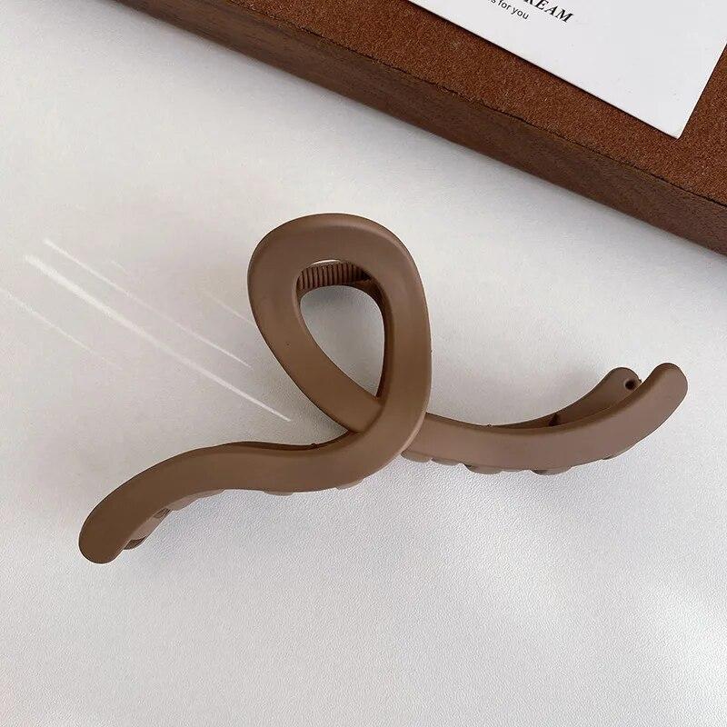 Pinces à cheveux vintage à motif géométrique creux, style crabe et requin, accessoires pour cheveux de fête pour femmes